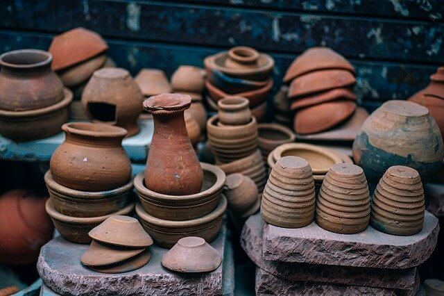 Clay pot benefits and seasoning